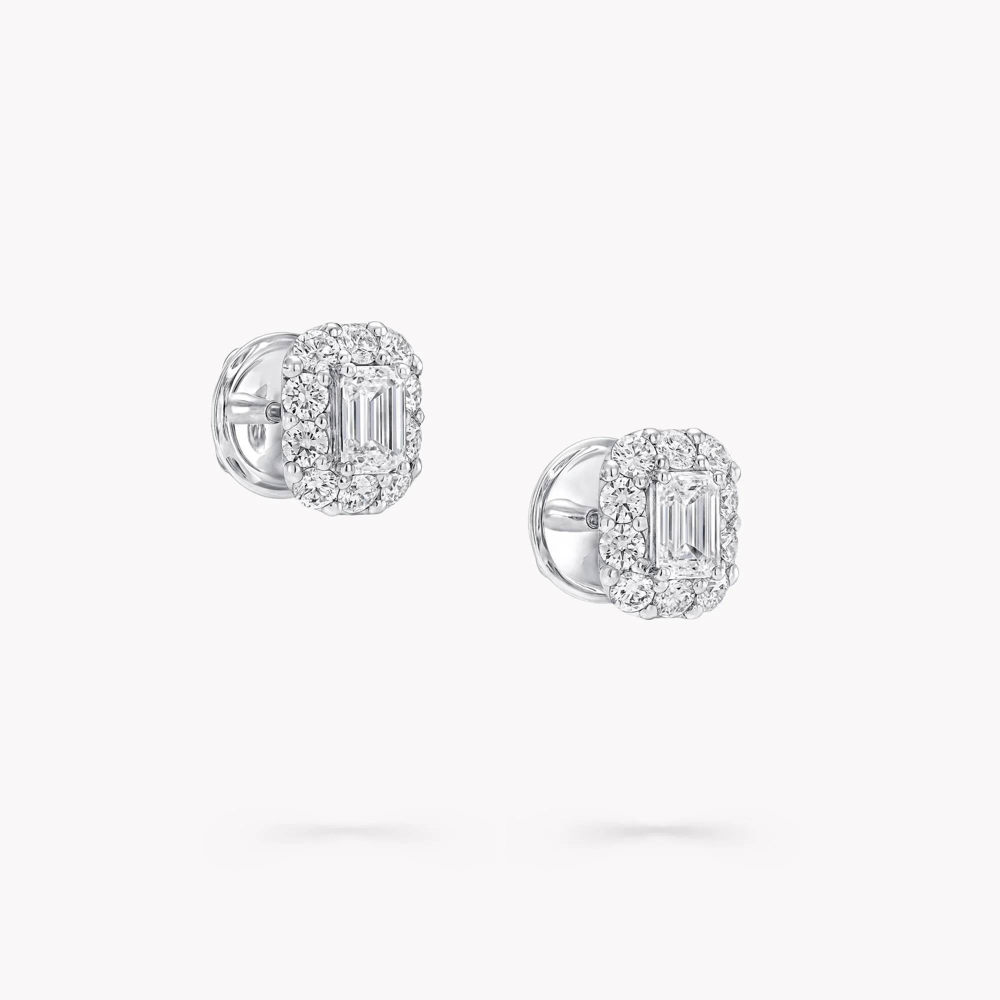 MEORA The Aura Emerald Cut Diamond Stud Earrings Pair DE/VS1 18K