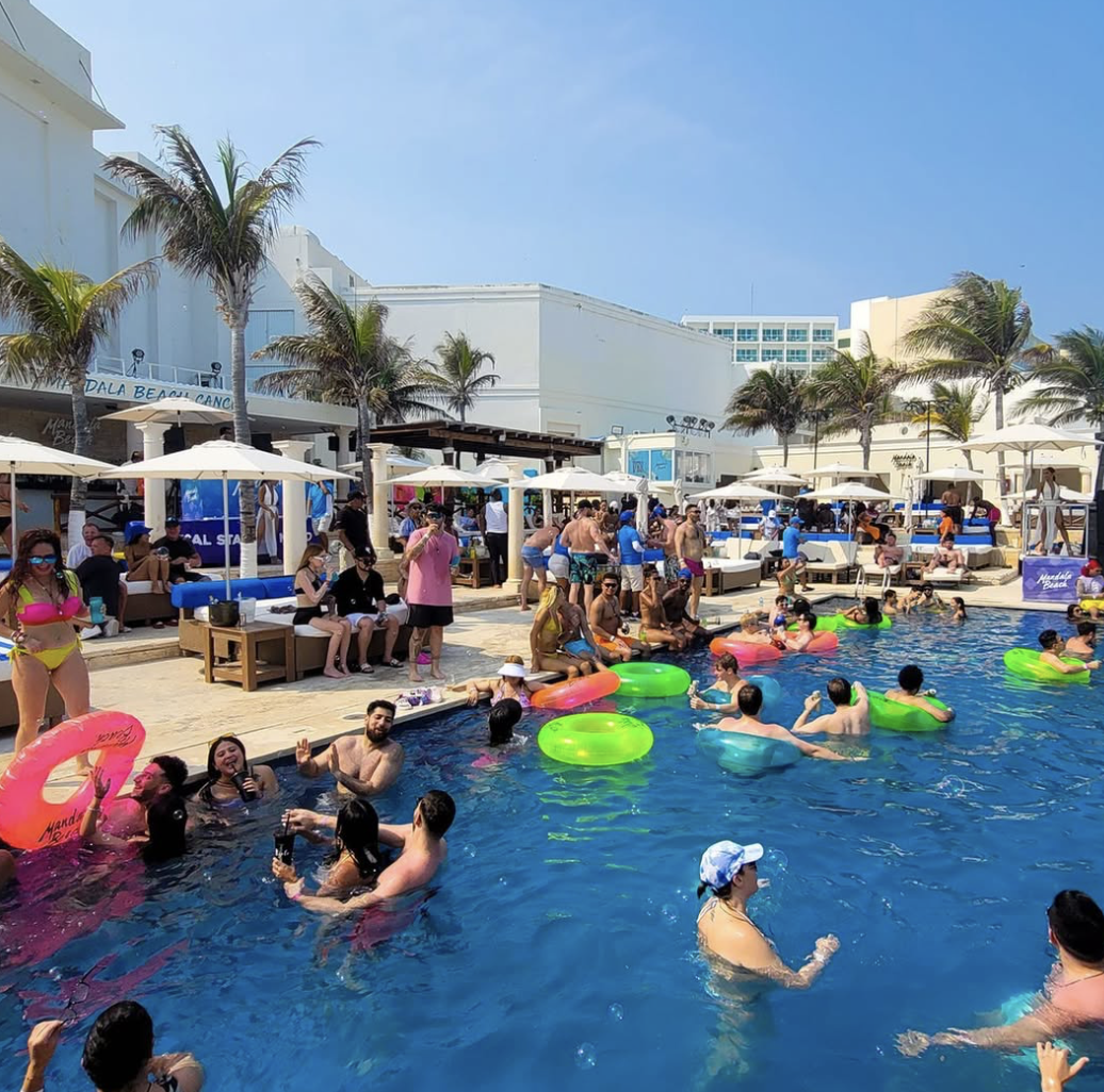 Mandala Beach Club Cancun: Live a tropical experience, to the rhythm of the  best music