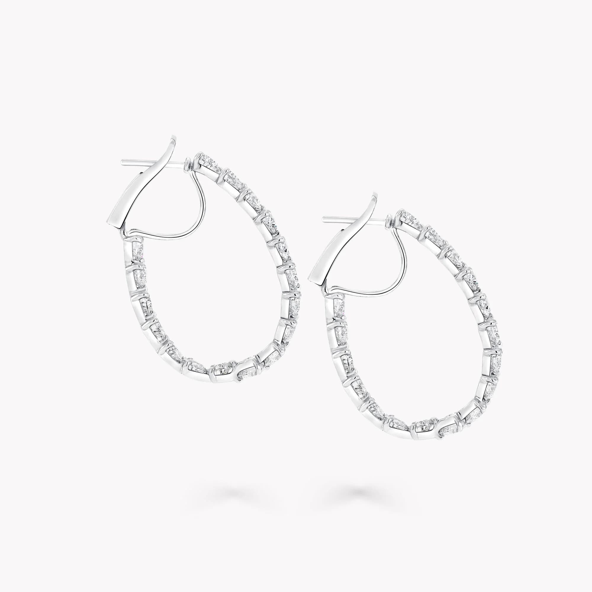 MEORA Heart Shape Diamond Hoop Earrings Pair DE/VS1 18K
