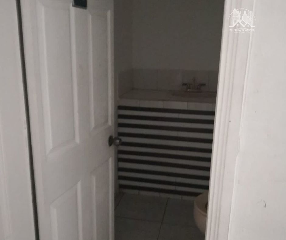 Vivienda en Residencial Rio De Piedras