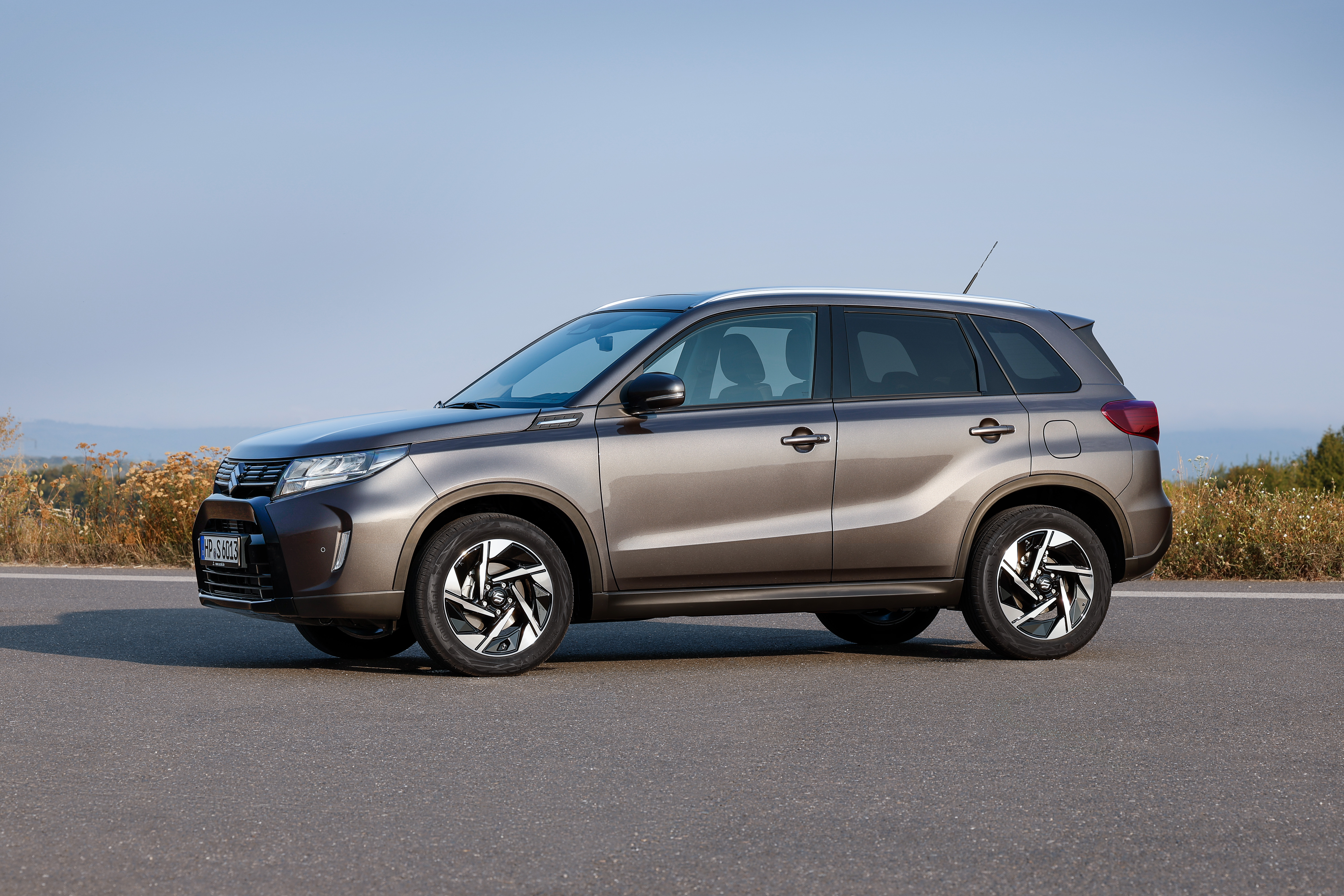 Ein Suzuki Vitara Hybrid.