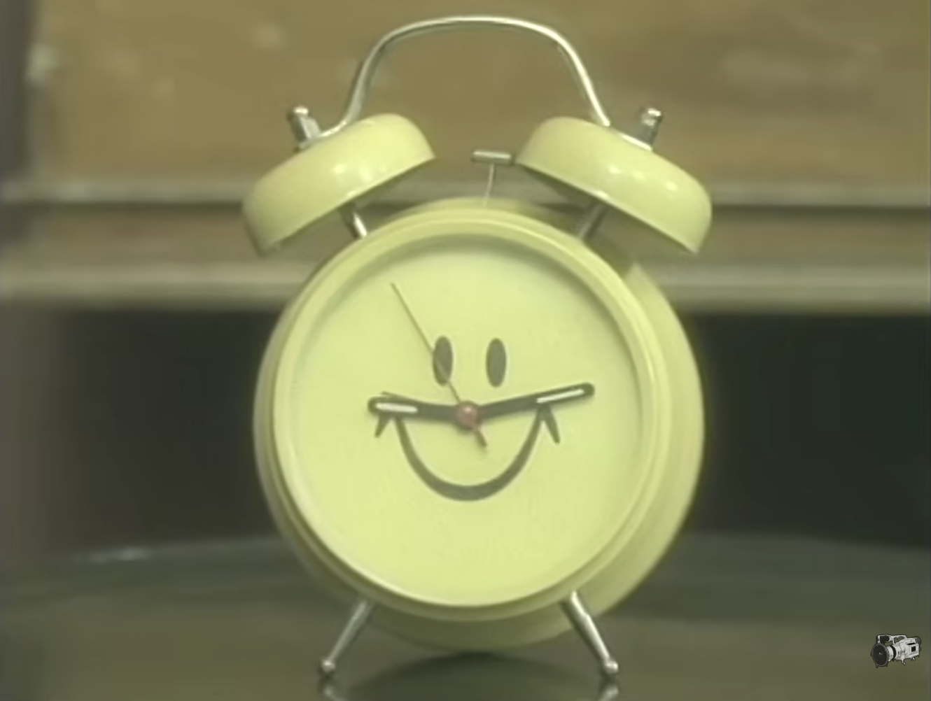 ☆【限定】HUF × SKATE MENTAL ALARM CLOCK Worldwide FM