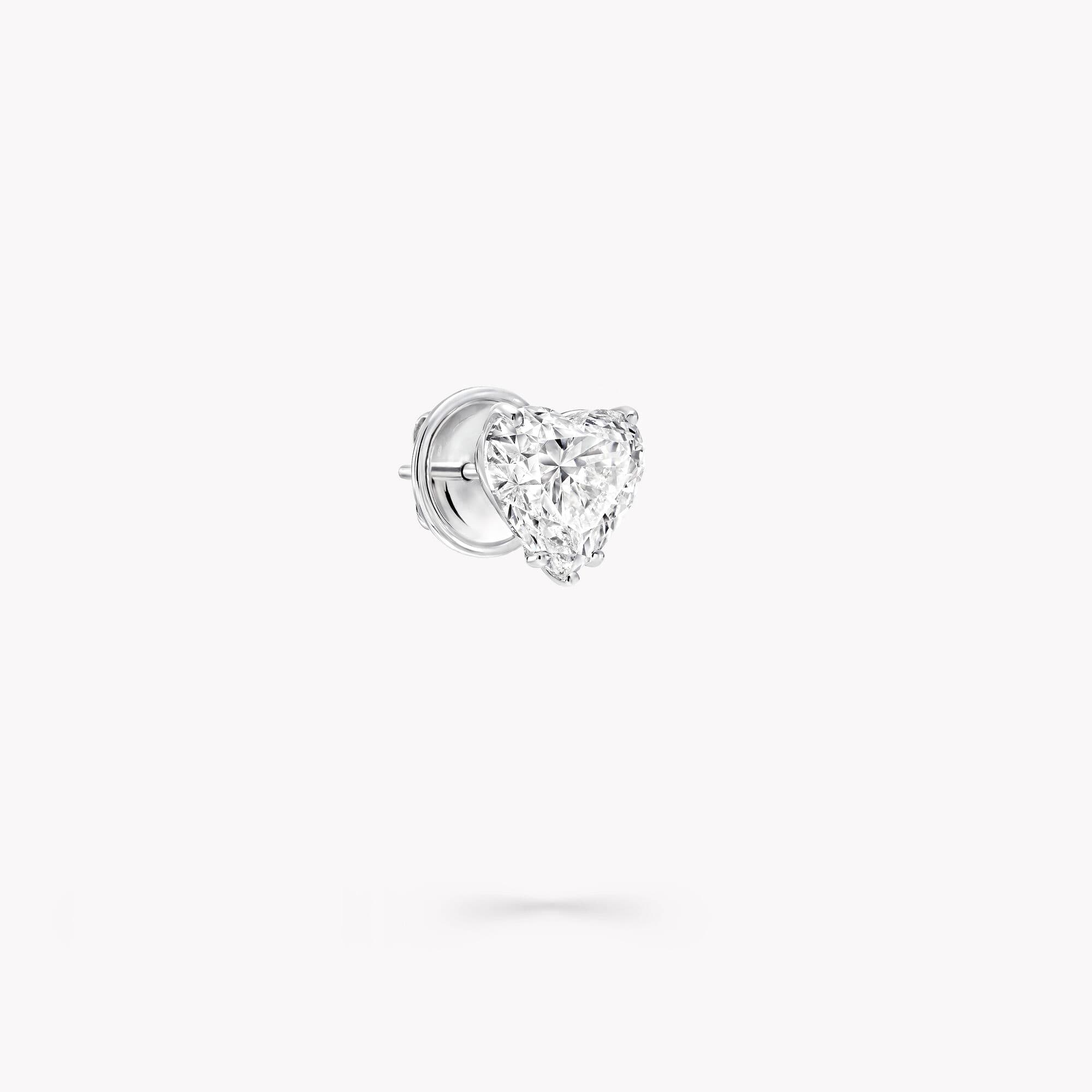 MEORA Heart Shape Diamond Stud Earrings Pair DE/VS1 18K