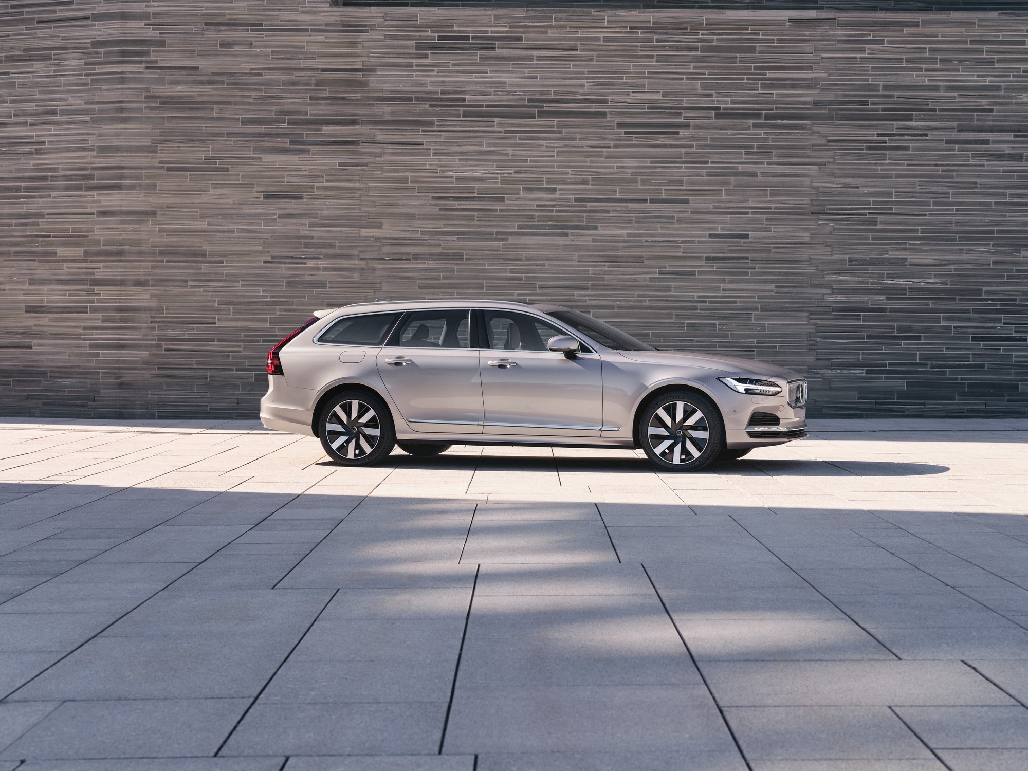 Ein Volvo V90.